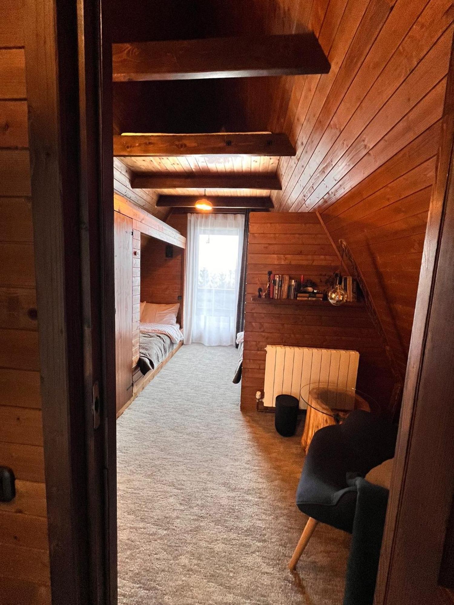 Chalet A Baisoara - Cabana A-Frame La Munte Luaran gambar